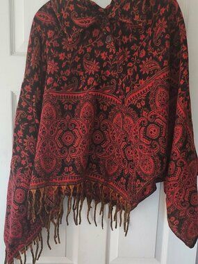 Poncho - 100% Woolen - by Sabaigear - New with tag